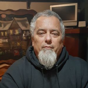 Meet your Posher, Chris